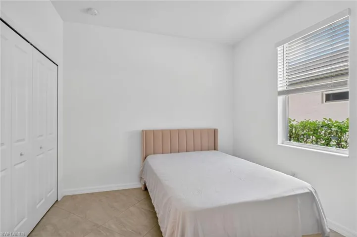 2126 Hamlin St, Naples, Florida 34120