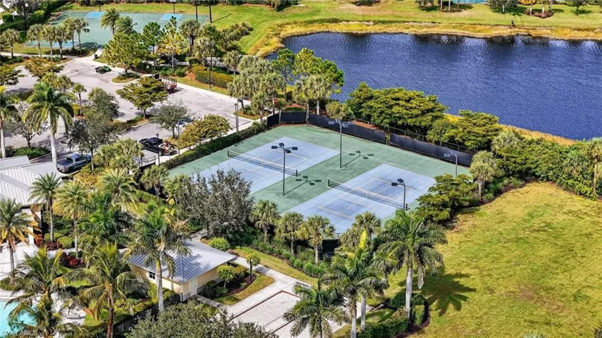 2126 Hamlin St, Naples, Florida 34120
