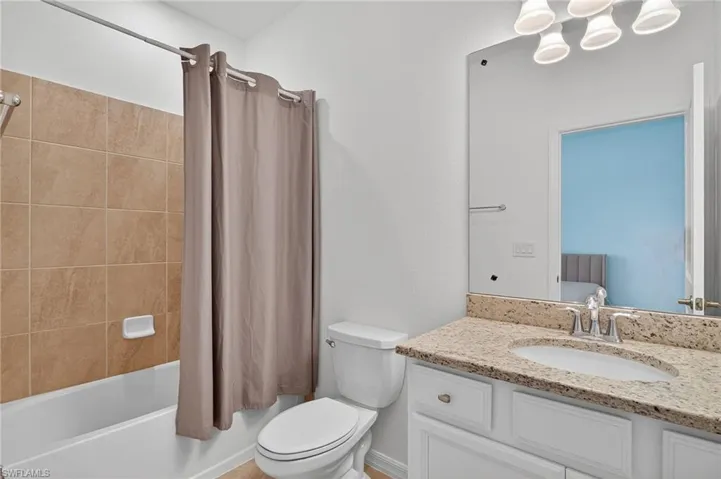 2126 Hamlin St, Naples, Florida 34120