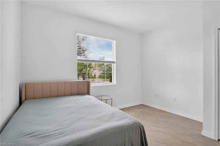 2126 Hamlin St, Naples, Florida 34120