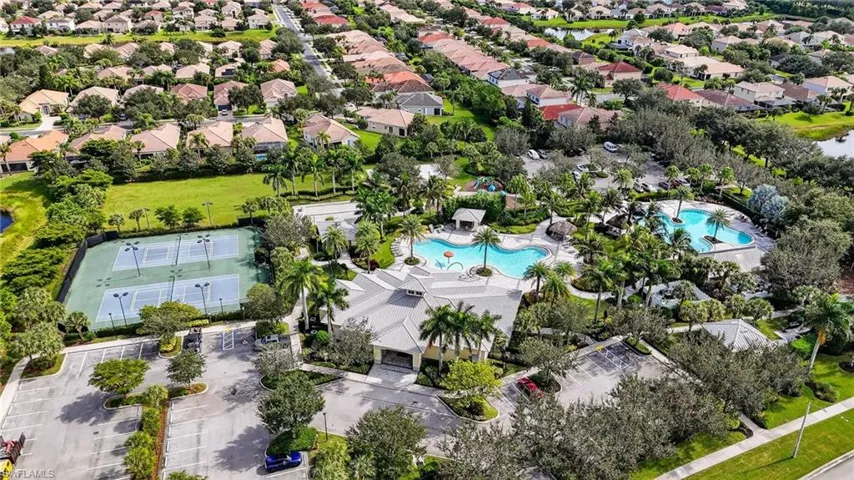 2126 Hamlin St, Naples, Florida 34120