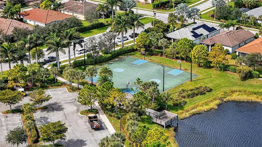 2126 Hamlin St, Naples, Florida 34120