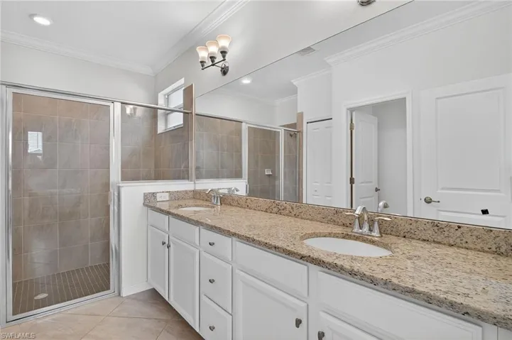 2126 Hamlin St, Naples, Florida 34120
