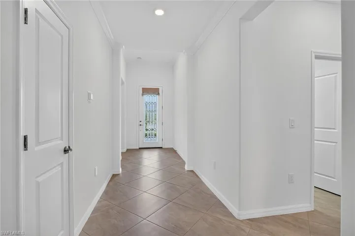 2126 Hamlin St, Naples, Florida 34120