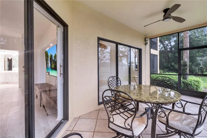 200  Vintage  CIR, Naples, FL 34119