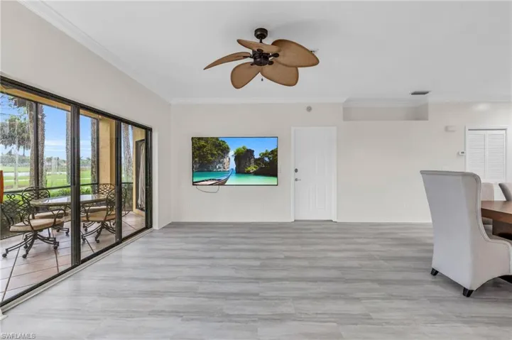 200  Vintage  CIR, Naples, FL 34119