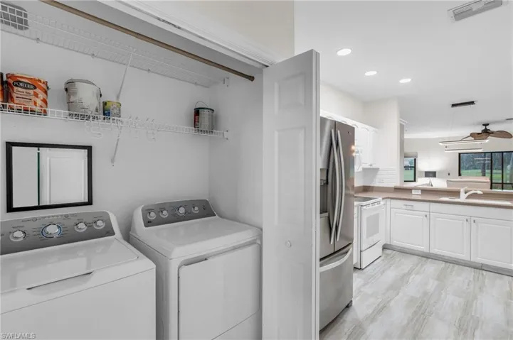 200  Vintage  CIR, Naples, FL 34119