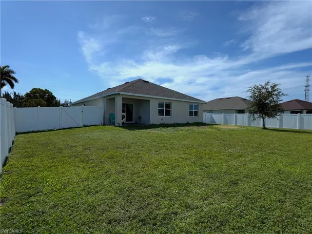 328 Sw 24th Pl, Cape Coral, Florida 33991