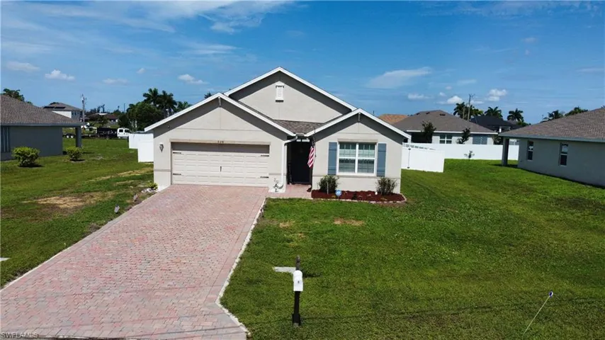 328 Sw 24th Pl, Cape Coral, Florida 33991