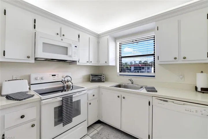 4358  27th SW CT, Naples, FL 34116