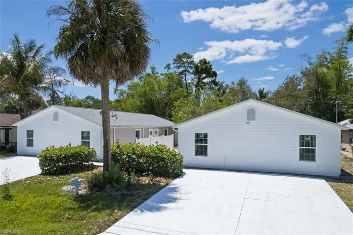 27900-902  Vermont  ST, Bonita Springs, FL 34135