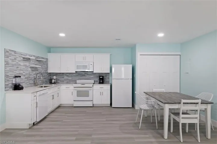 27900-902  Vermont  ST, Bonita Springs, FL 34135