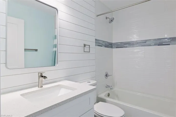 27900-902  Vermont  ST, Bonita Springs, FL 34135