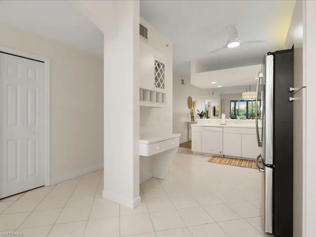 6620  Beach Resort  DR, Naples, FL 34114