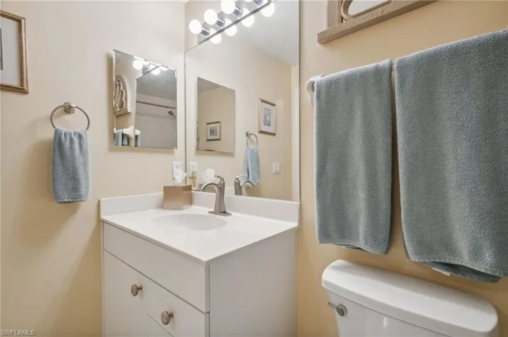 2nd Guest Full Bathroom