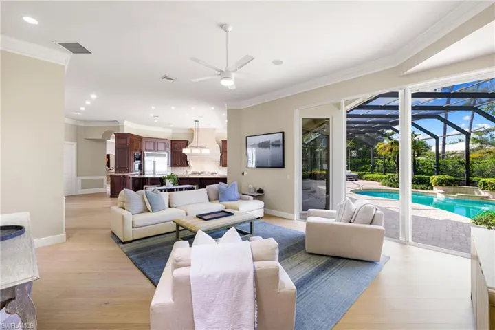 707 Hickory Rd, Naples, Florida 34108