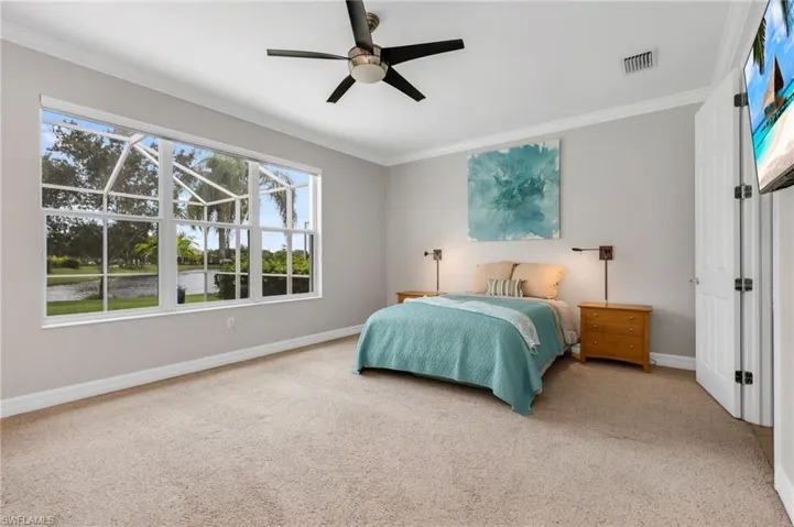 8637  Julia  LN, Naples, FL 34114