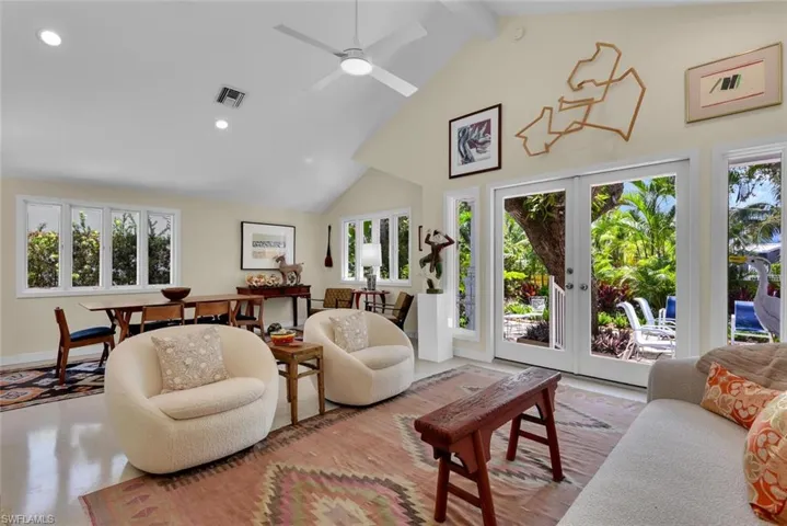 223 11th Ave S, Naples, Florida 34102