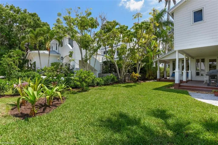 223 11th Ave S, Naples, Florida 34102