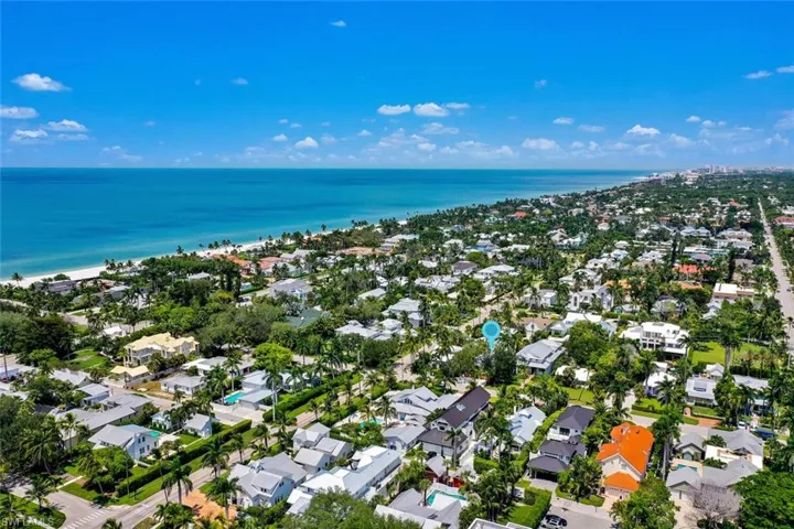223 11th Ave S, Naples, Florida 34102