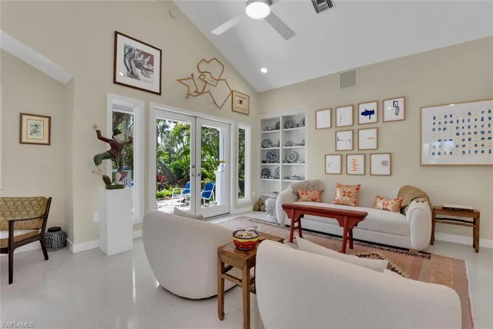 223 11th Ave S, Naples, Florida 34102