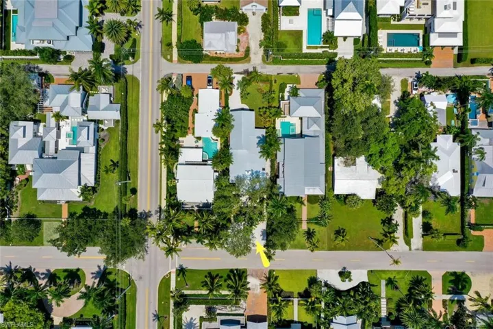 223 11th Ave S, Naples, Florida 34102