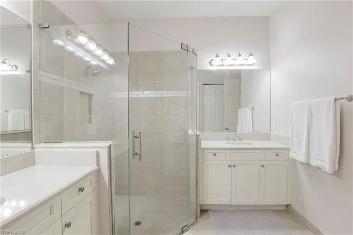 13435 Silktail Dr, Naples, Florida 34109
