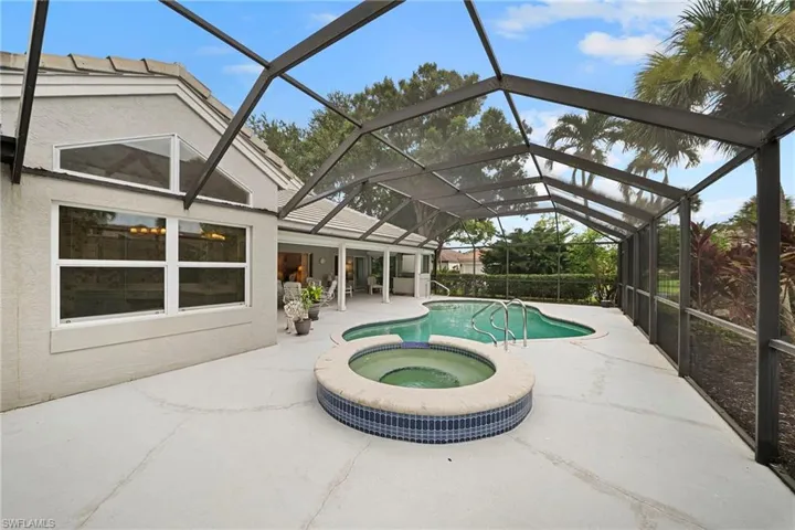 54 Grey Wing Pt, Naples, Florida 34113