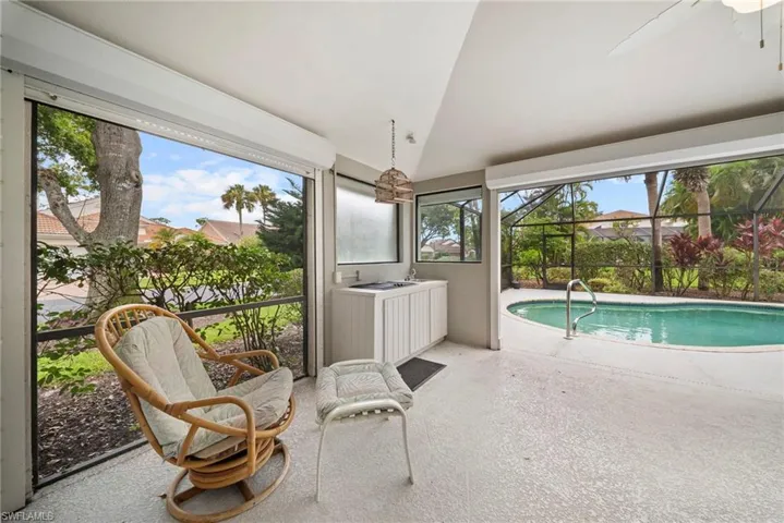 54 Grey Wing Pt, Naples, Florida 34113