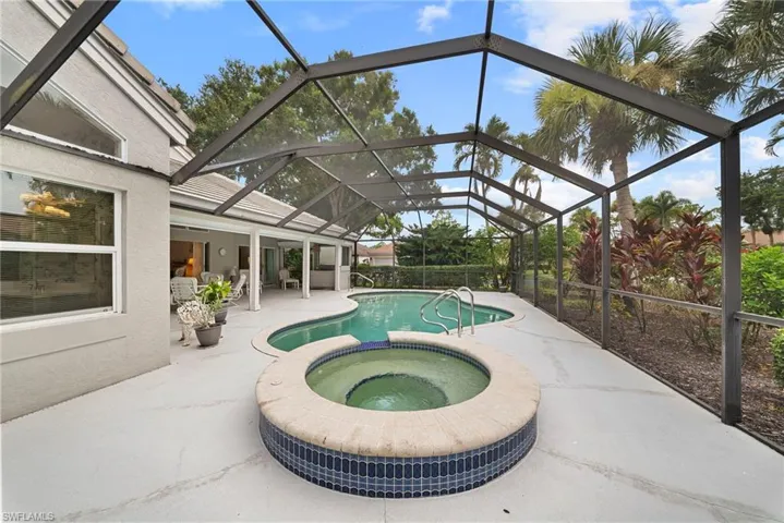 54 Grey Wing Pt, Naples, Florida 34113
