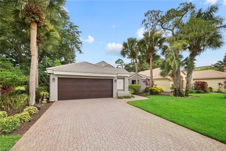 54 Grey Wing Pt, Naples, Florida 34113