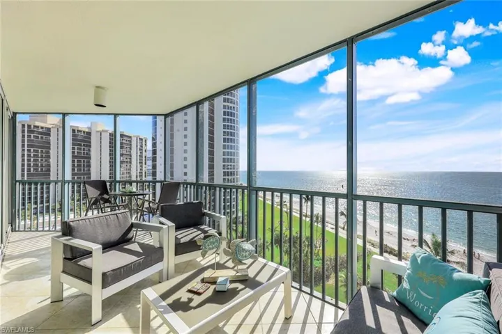 4651  Gulf Shore N BLVD, Naples, FL 34103