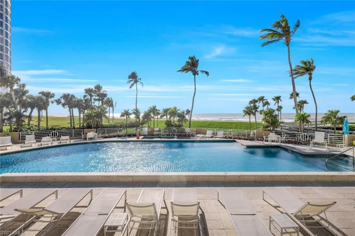 4651  Gulf Shore N BLVD, Naples, FL 34103