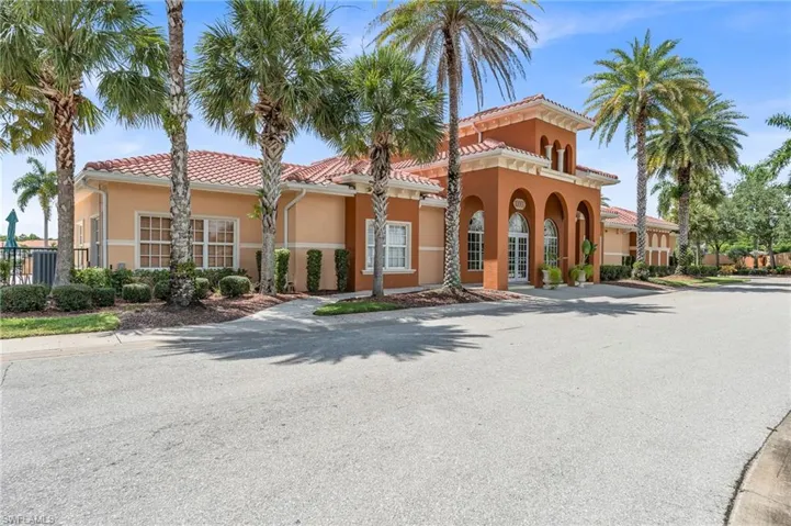 10266 Via Colomba Cir, Fort Myers, Florida 33966