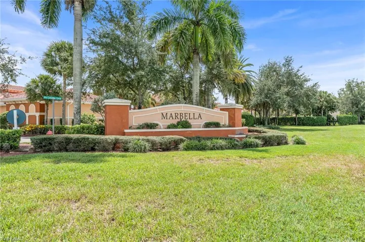 10266 Via Colomba Cir, Fort Myers, Florida 33966