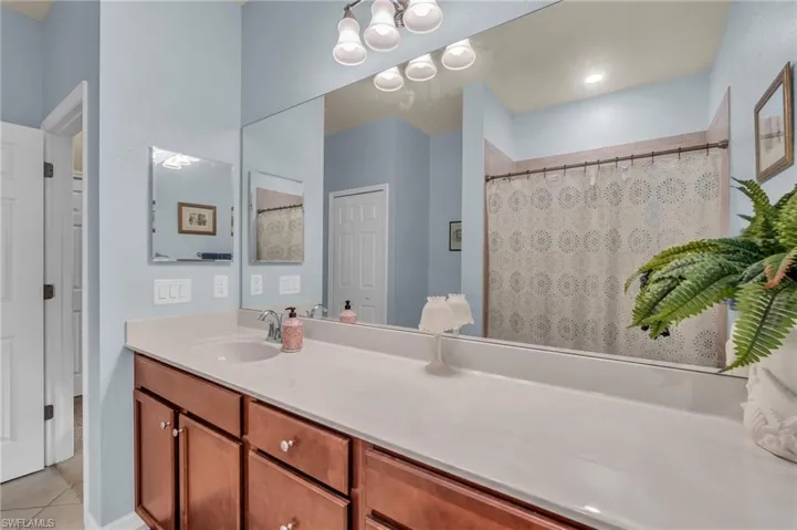 10266 Via Colomba Cir, Fort Myers, Florida 33966