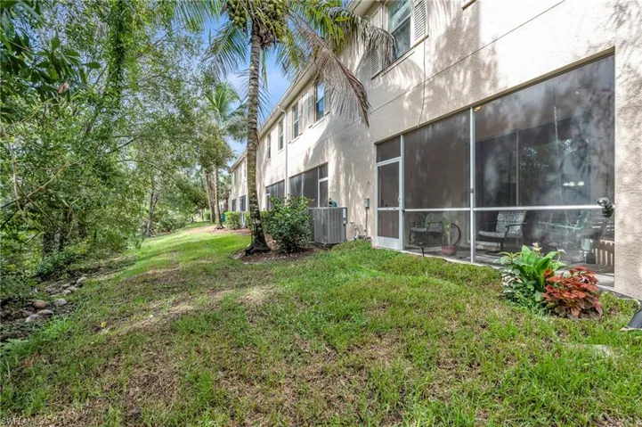 10266 Via Colomba Cir, Fort Myers, Florida 33966