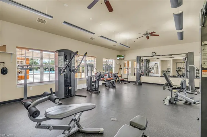 10266 Via Colomba Cir, Fort Myers, Florida 33966