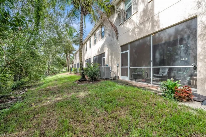 10266 Via Colomba Cir, Fort Myers, Florida 33966