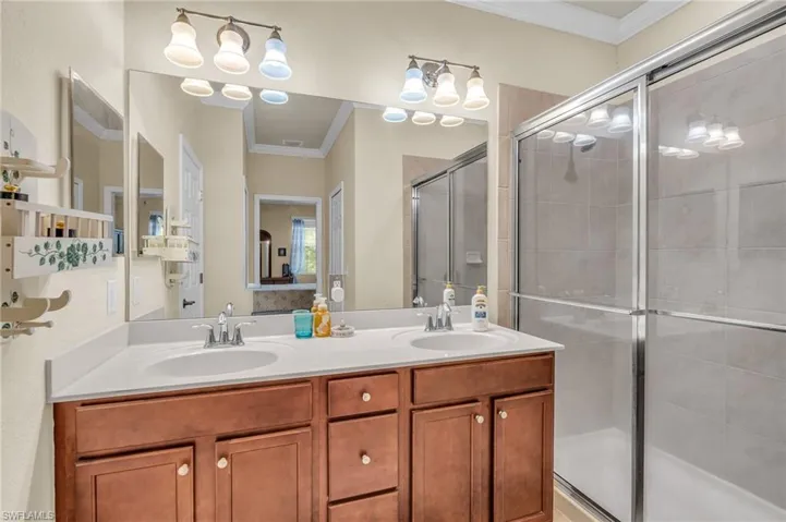 10266 Via Colomba Cir, Fort Myers, Florida 33966