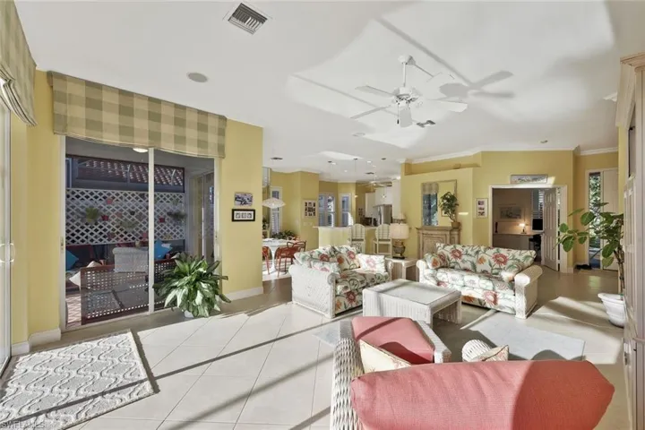 4970  Bollard  CT, Naples, FL 34112