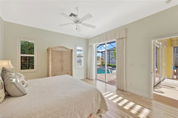 Private entrance to the screened pool area