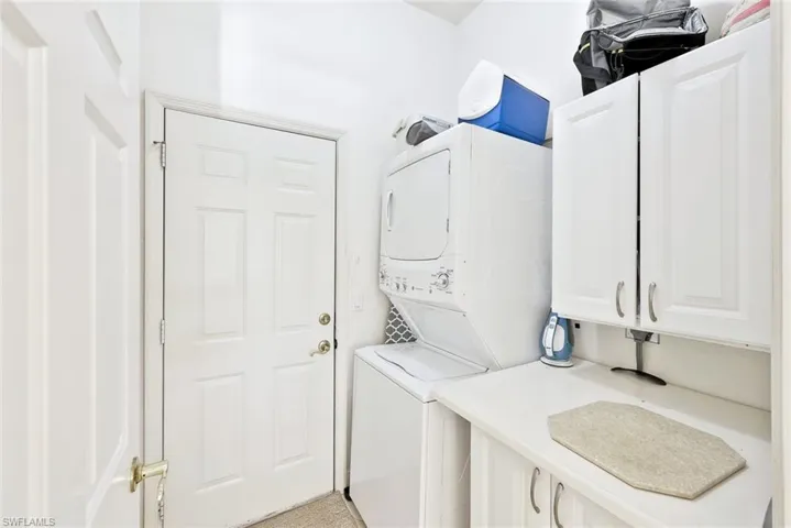 4970  Bollard  CT, Naples, FL 34112