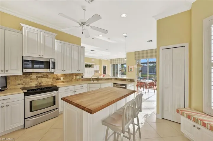 4970  Bollard  CT, Naples, FL 34112