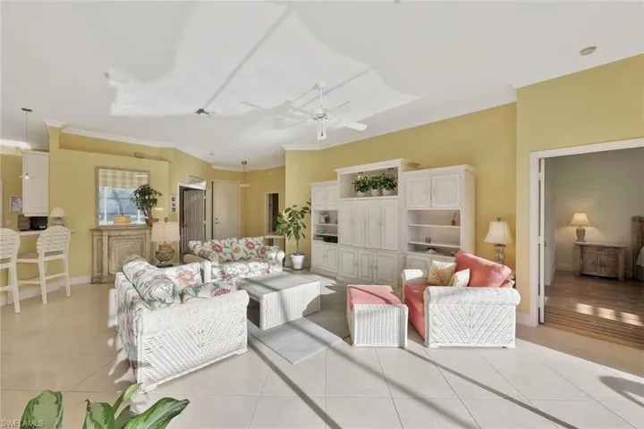 4970  Bollard  CT, Naples, FL 34112