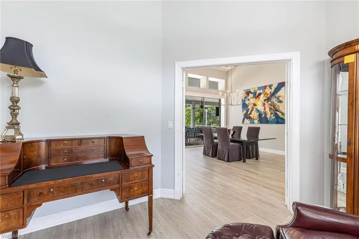 656 Coldstream Ct, Naples, Florida 34104