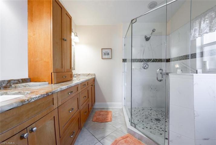138 Estelle DR, NAPLES FL 34112