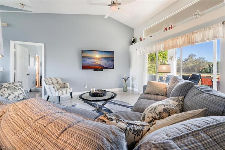138 Estelle DR, NAPLES FL 34112