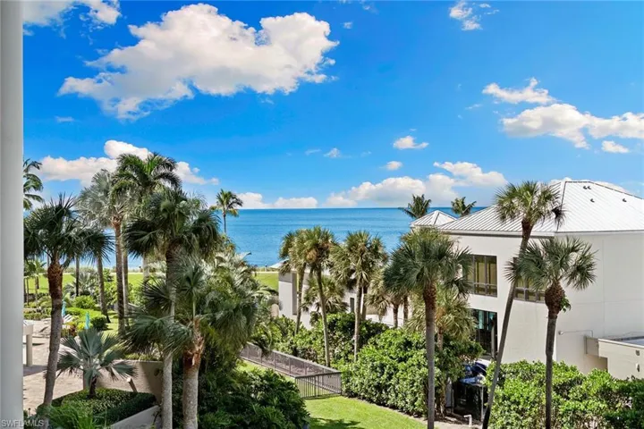 4551  Gulf Shore N BLVD, Naples, FL 34103