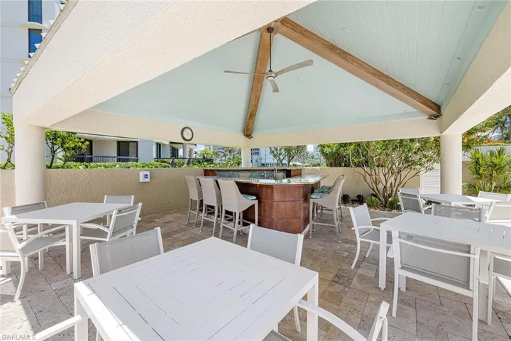 4551  Gulf Shore N BLVD, Naples, FL 34103